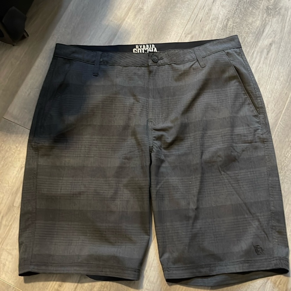 Gotcha hybrid shirts size 38